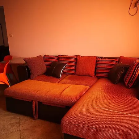 Kamelia Garden 2 *